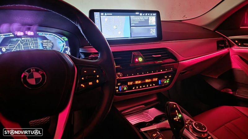 BMW 520e Touring, fotografia 14