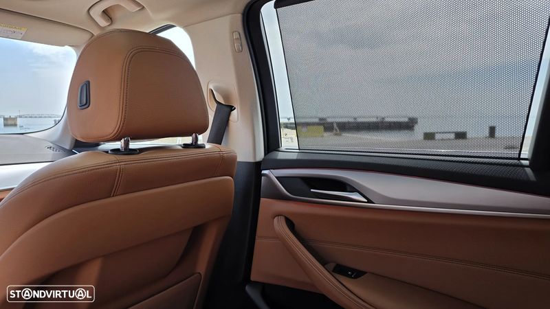 BMW 520e Touring, fotografia 17